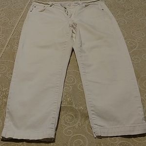 Levis white jean capris